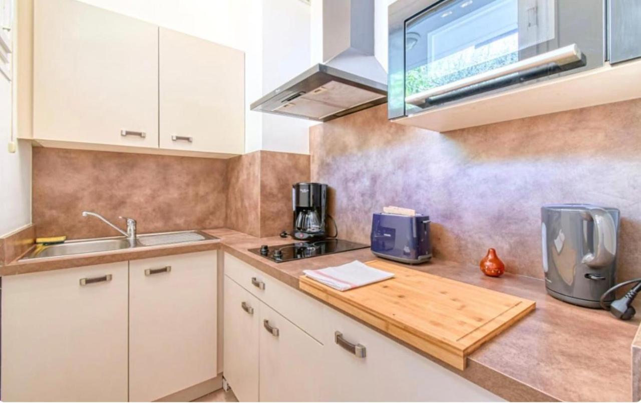 Superbe studio lumineux sur Cannes, à quelques minutes de la célèbre rue d'Antibes ! Extérieur photo