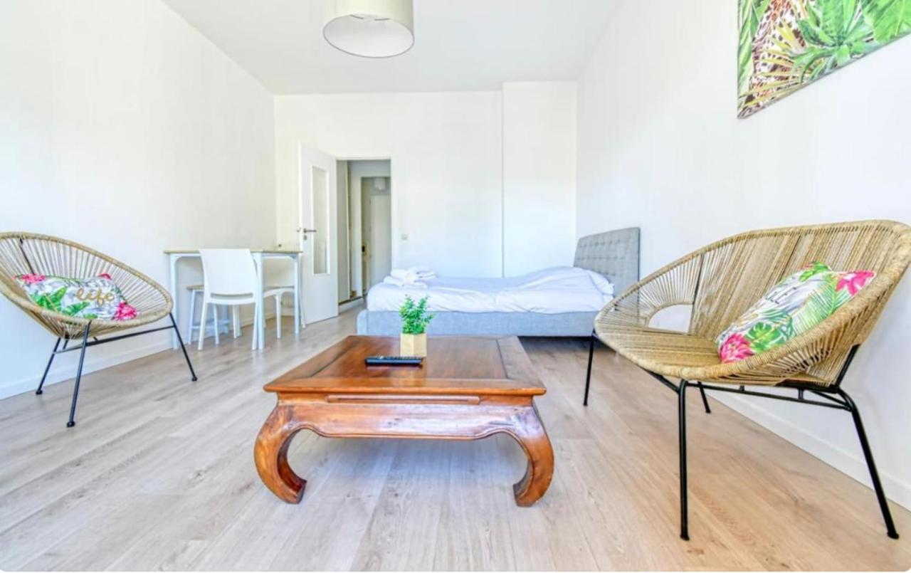 Superbe studio lumineux sur Cannes, à quelques minutes de la célèbre rue d'Antibes ! Extérieur photo
