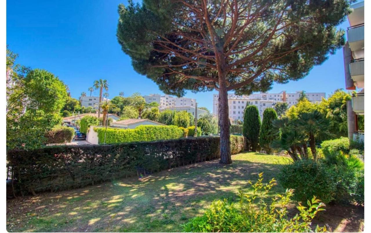 Superbe studio lumineux sur Cannes, à quelques minutes de la célèbre rue d'Antibes ! Extérieur photo